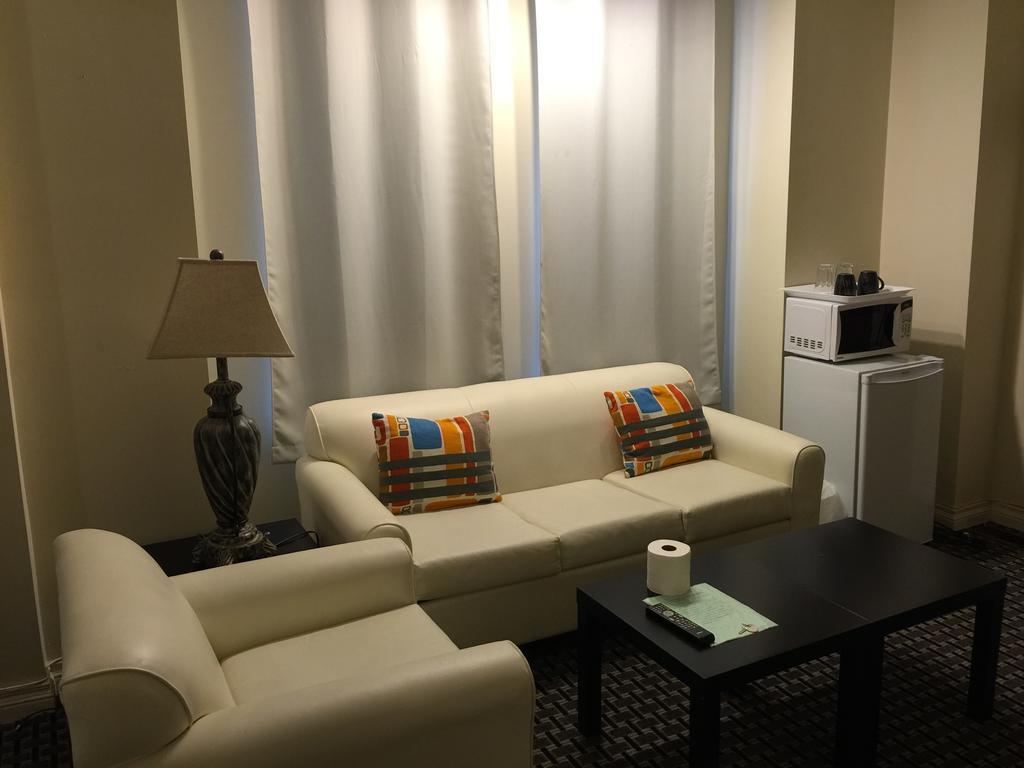 Adas Guesthouse Toronto Room photo